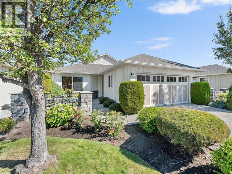 115-1405 Guisachan Place, Kelowna, BC, V1Y 9X8 - 2