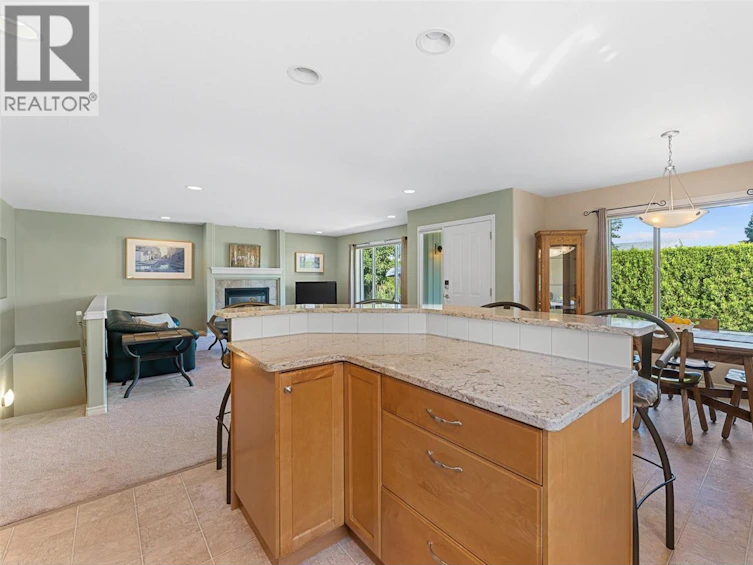 115-1405 Guisachan Place, Kelowna, BC, V1Y 9X8 - 9