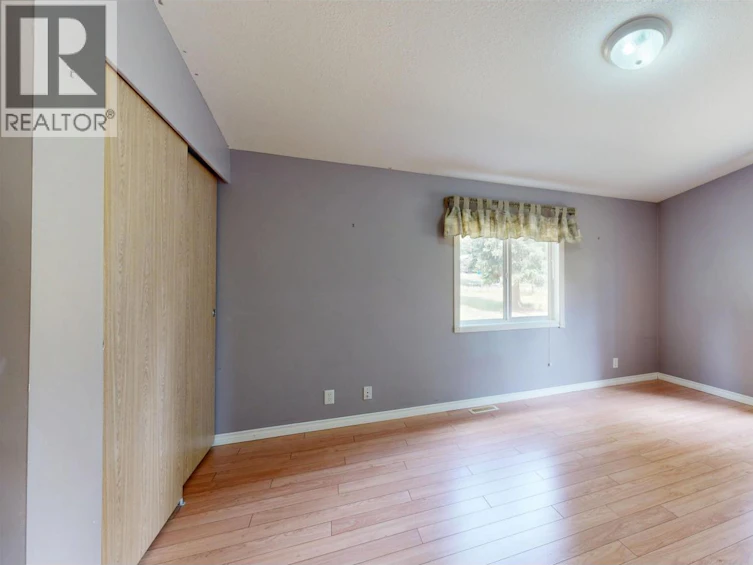 6089 Lakeshore Drive, 100 Mile House, BC, V0K 2E3 - 21