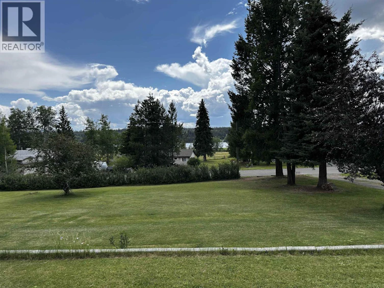 6089 Lakeshore Drive, 100 Mile House, BC, V0K 2E3 - 32