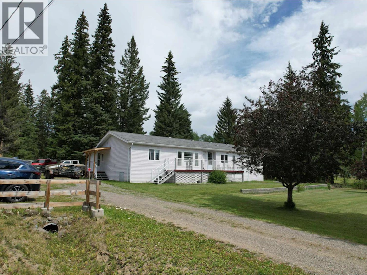 6089 Lakeshore Drive, 100 Mile House, BC, V0K 2E3 - 3