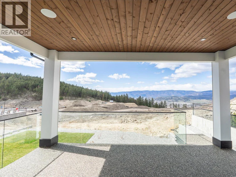 718 Carnoustie Drive, Kelowna, BC, V1P 1V2 - 21