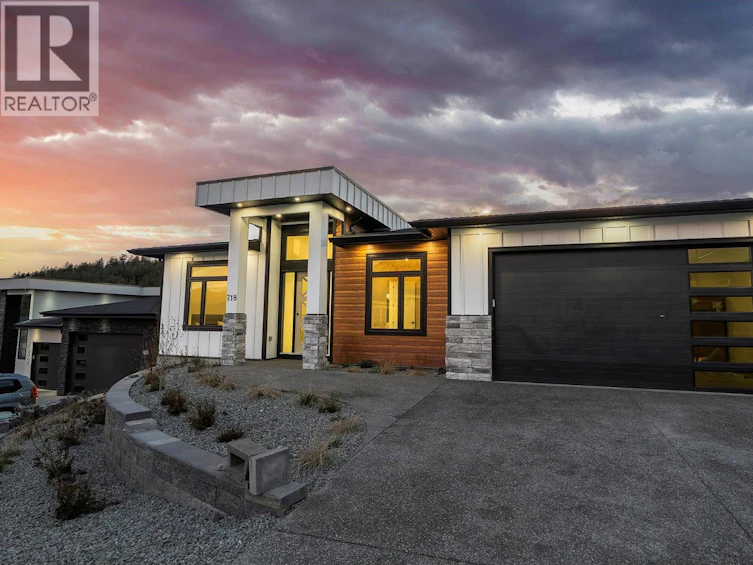718 Carnoustie Drive, Kelowna, BC, V1P 1V2