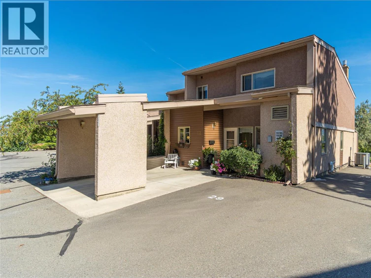 12-1555 Summit Drive, Kamloops, BC, V2E 1E9