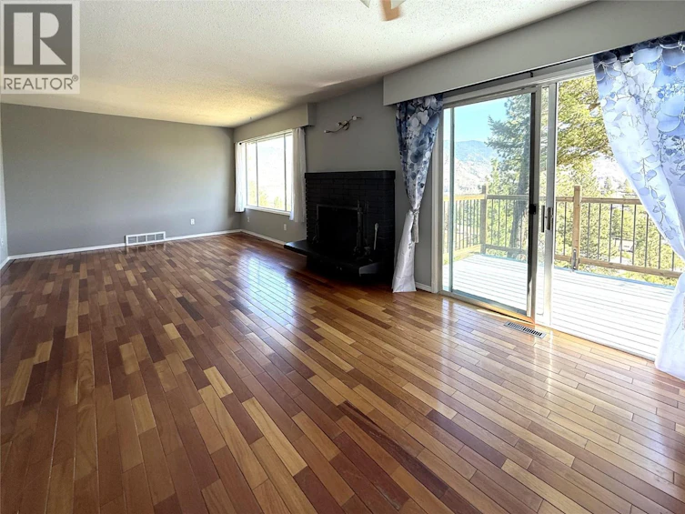 5400 Ronde Lane, Kamloops, BC, V2C 5H7 - 2