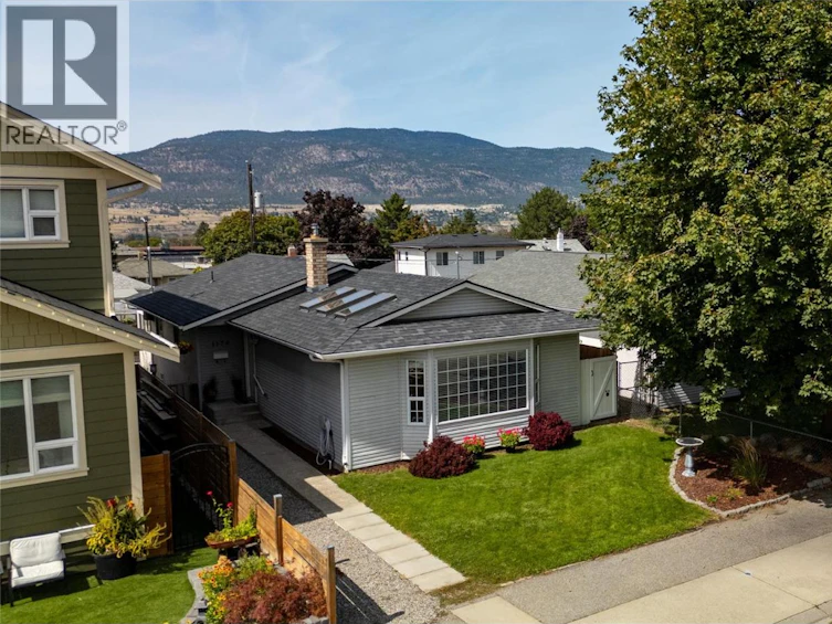 1179 Queen Street, Penticton, BC, V2A 4R6