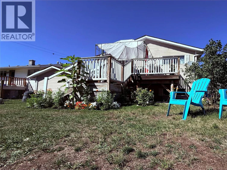 654 Sixth Avenue, Midway, BC, V0H 1M0 - 9