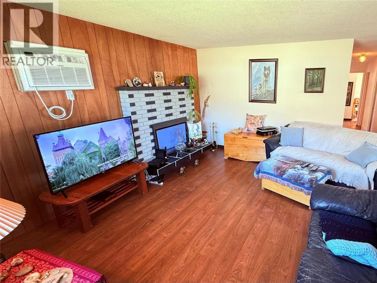654 Sixth Avenue, Midway, BC, V0H 1M0 - 28