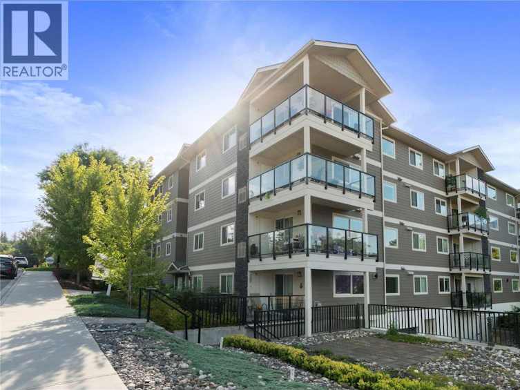 202-330 Southeast 4th Avenue, Salmon Arm, BC, V1E 0E2 - 2