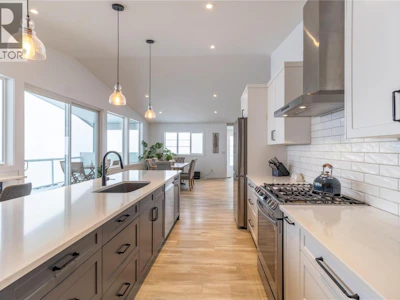 2521 Panoramic Way - 5