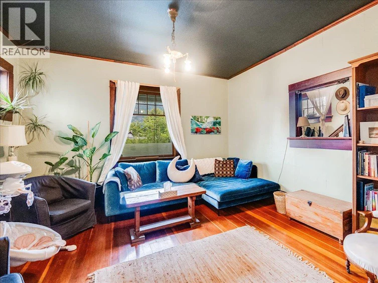 222 Observatory Street, Nelson, BC, V1L 4Y3 - 15