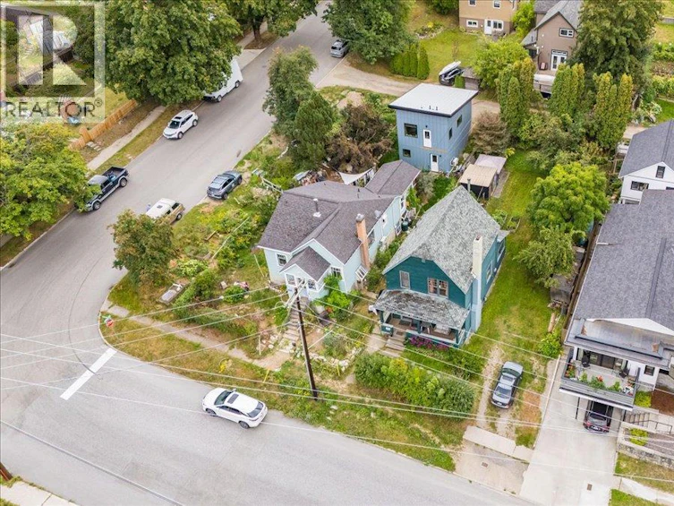 222 Observatory Street, Nelson, BC, V1L 4Y3 - 2