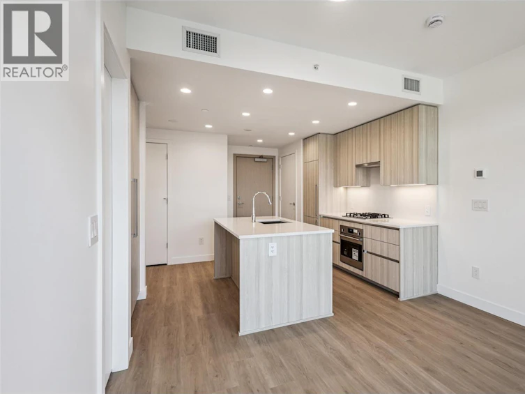 809-238 Leon Avenue, Kelowna, BC, V1Y 0N6 - 3