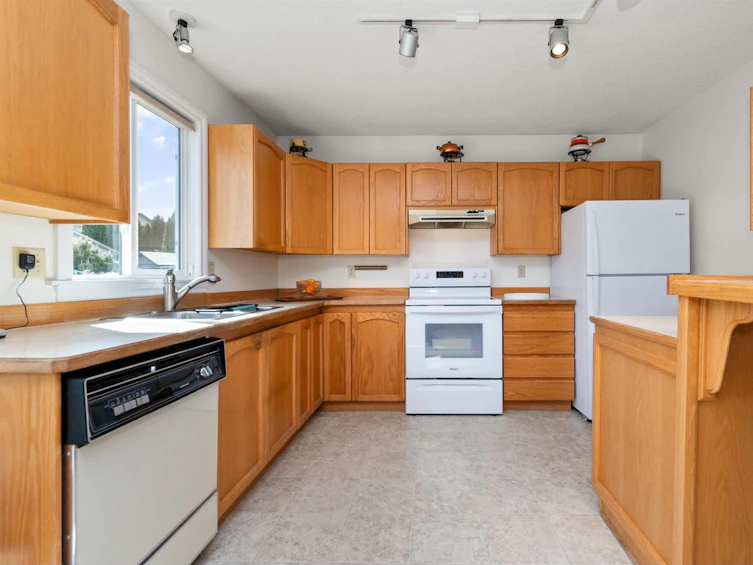 9525 West Northview Chilliwack Proper Street, Chilliwack, BC, V2P 7G8 - 12