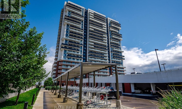 1121-2550 Simcoe Street North