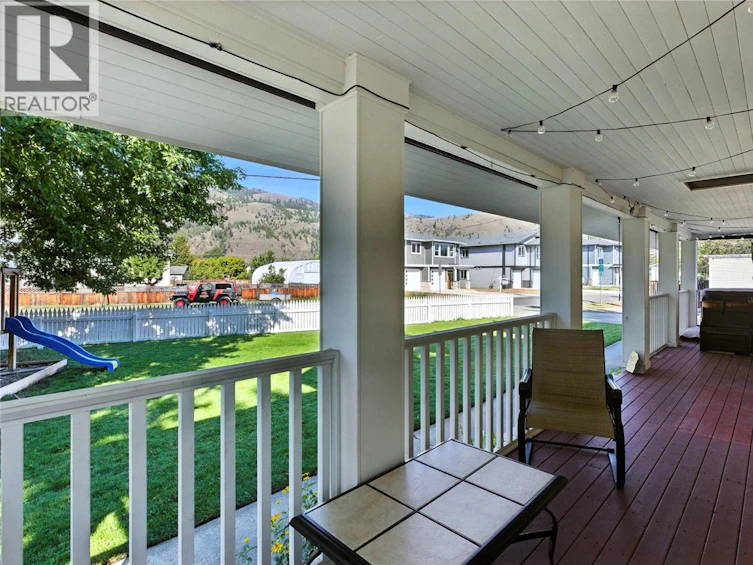 698 Porterfield Road, Kamloops, BC, V2B 6M6 - 6