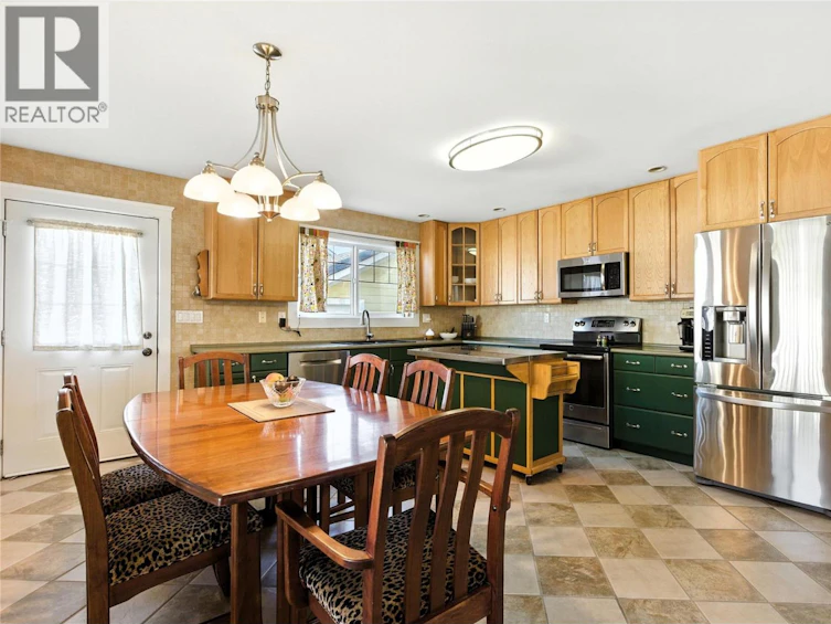 698 Porterfield Road, Kamloops, BC, V2B 6M6 - 23