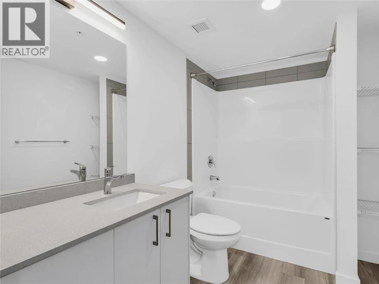 117-1057 Frost Road, Kelowna, BC, V1W 0G8 - 35