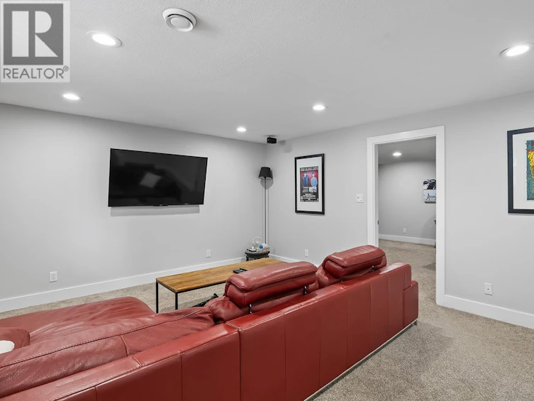 1687 Spruceglen Drive, Kelowna, BC, V1V 2K8 - 50