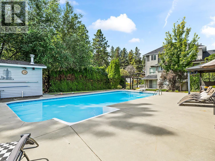 1687 Spruceglen Drive, Kelowna, BC, V1V 2K8 - 10