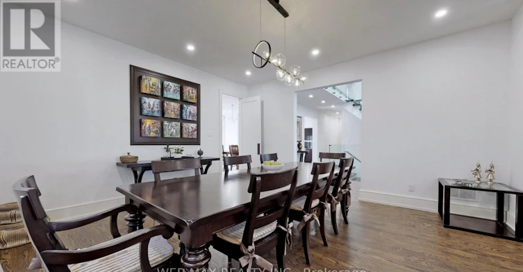 54 Fairmeadow Avenue, Toronto, ON, M2P 1W7 - 4
