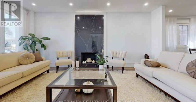 54 Fairmeadow Avenue, Toronto, ON, M2P 1W7 - 3