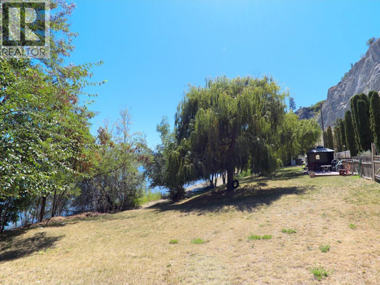 17001 N Lakeshore Drive, Summerland, BC, V0H 1Z6 - 9