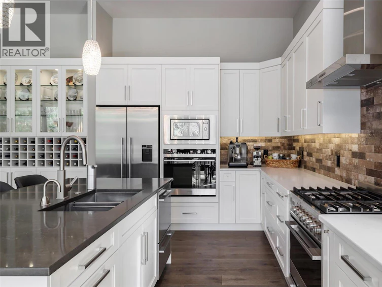 436 Predator Ridge Drive, Vernon, BC, V1H 2L7 - 8