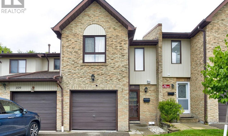 110 Foster Crescent