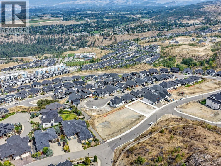 1060 Heweston Avenue, Kelowna, BC, V1W 5H6 - 10