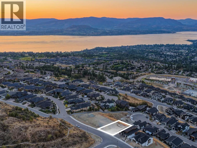 1060 Heweston Avenue, Kelowna, BC, V1W 5H6 - 9