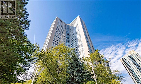 601-3650 Kaneff Crescent, Mississauga, ON, L5A 4A1