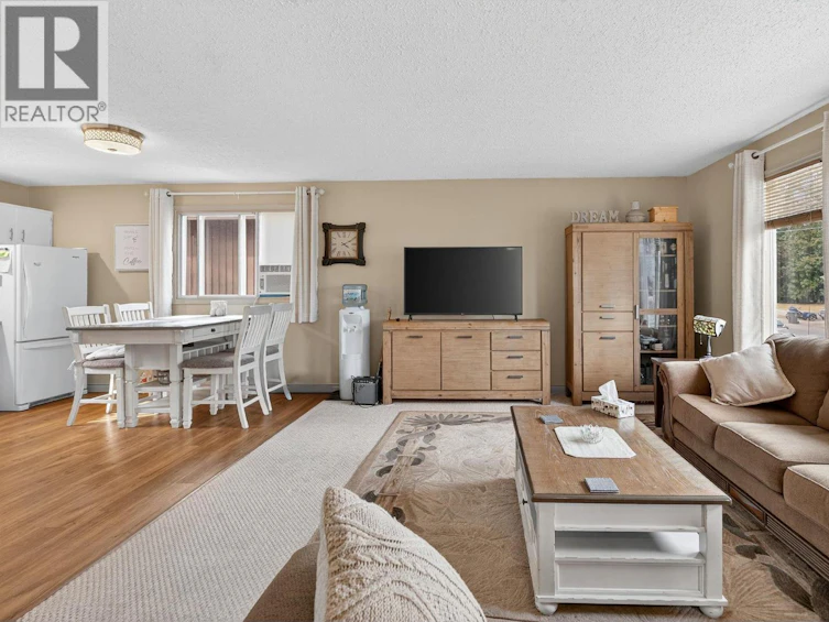 3476 Malcolm Road, West Kelowna, BC, V4T 1H4 - 8
