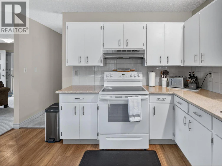 3476 Malcolm Road, West Kelowna, BC, V4T 1H4 - 14