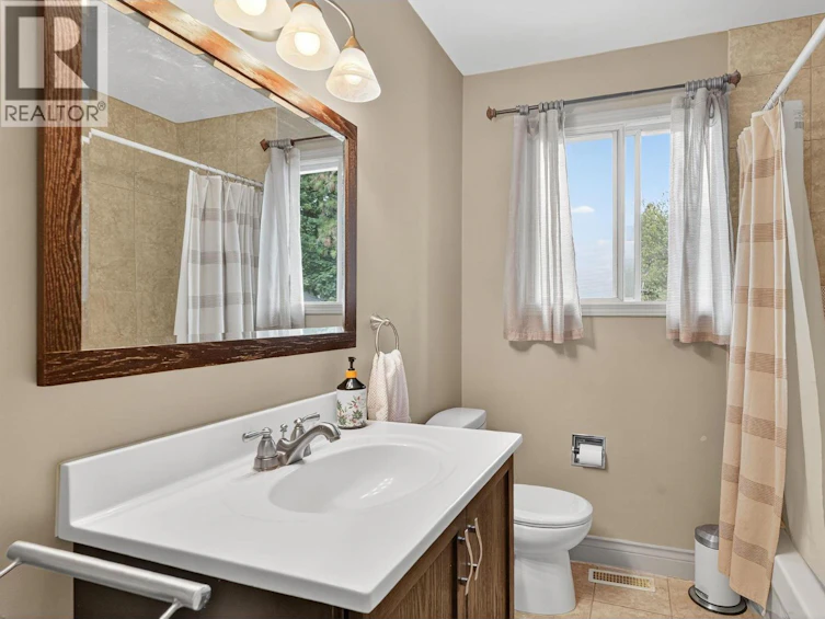 3476 Malcolm Road, West Kelowna, BC, V4T 1H4 - 18
