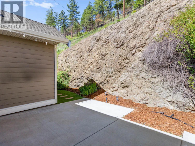 272 North Upper Canyon Drive, Kelowna, BC, V1V 3C7 - 51
