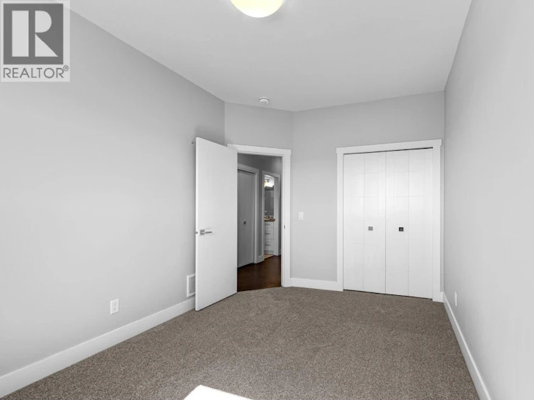 272 North Upper Canyon Drive, Kelowna, BC, V1V 3C7 - 24