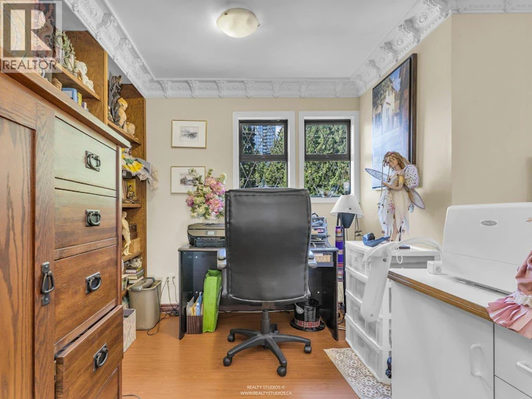 1028 Dansey Avenue, Coquitlam, BC, V3K 3H1 - 28