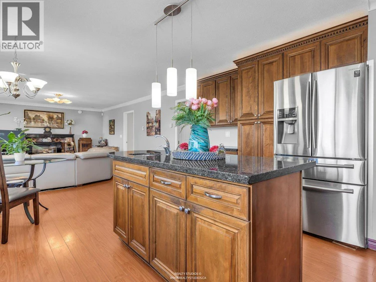 1028 Dansey Avenue, Coquitlam, BC, V3K 3H1 - 18