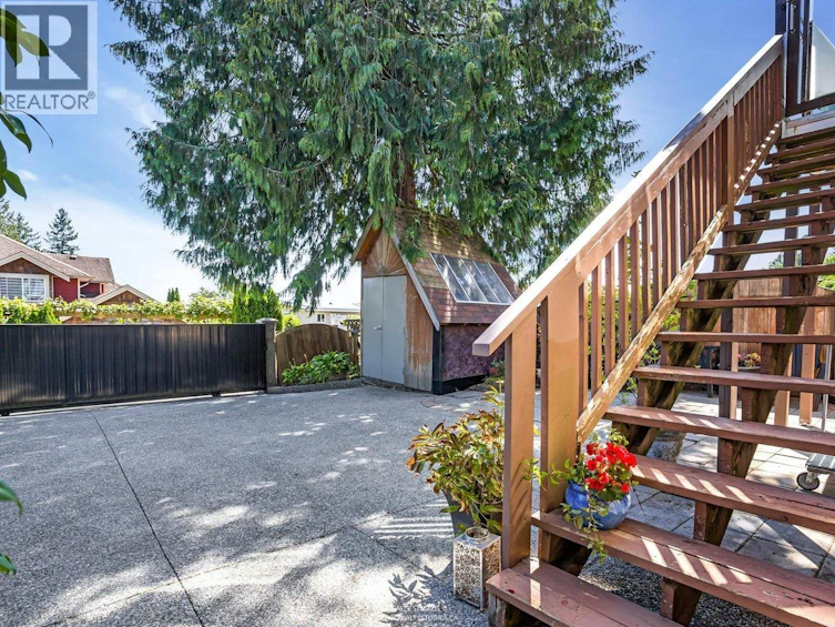 1028 Dansey Avenue, Coquitlam, BC, V3K 3H1 - 33