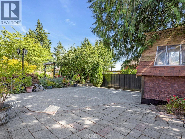 1028 Dansey Avenue, Coquitlam, BC, V3K 3H1 - 31