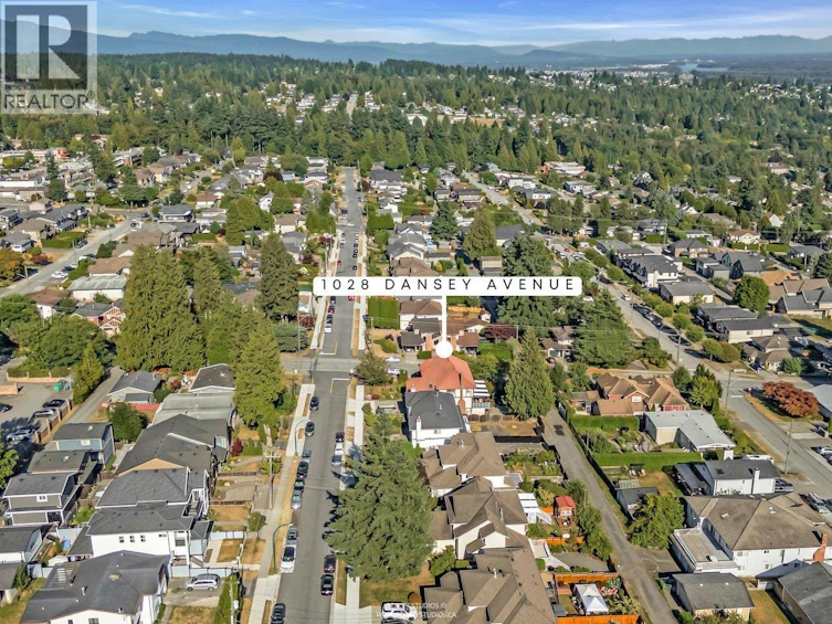 1028 Dansey Avenue, Coquitlam, BC, V3K 3H1 - 30