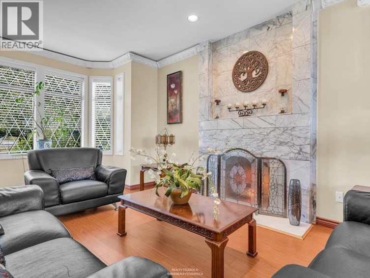1028 Dansey Avenue, Coquitlam, BC, V3K 3H1 - 9
