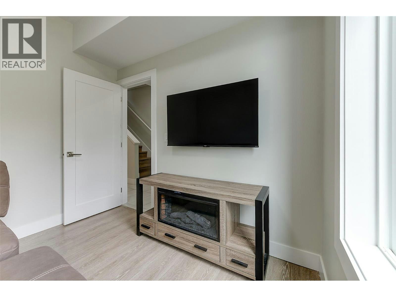 1164 Black Mountain Drive, Kelowna, BC, V1P 0A7 - 30