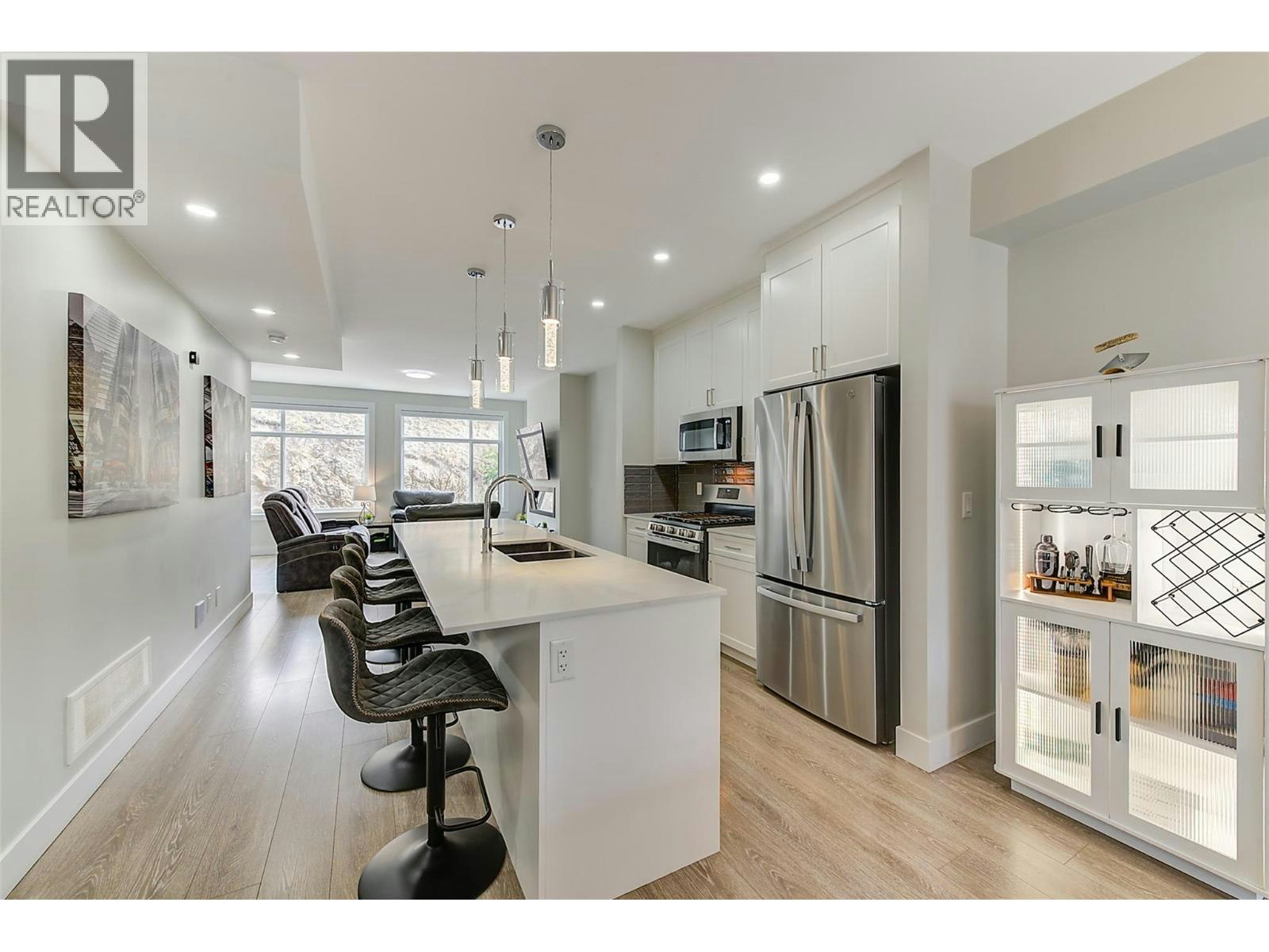 1164 Black Mountain Drive, Kelowna, BC, V1P 0A7 - 4