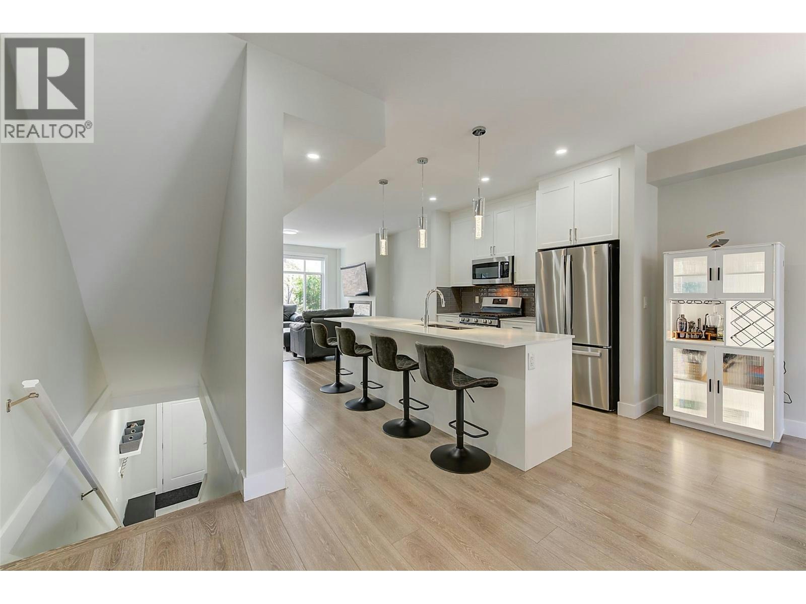 1164 Black Mountain Drive, Kelowna, BC, V1P 0A7