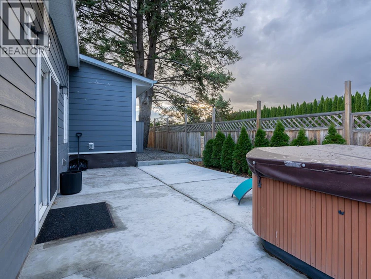 4349 Yellowhead Highway, Kamloops, BC, V2H 1N4 - 21