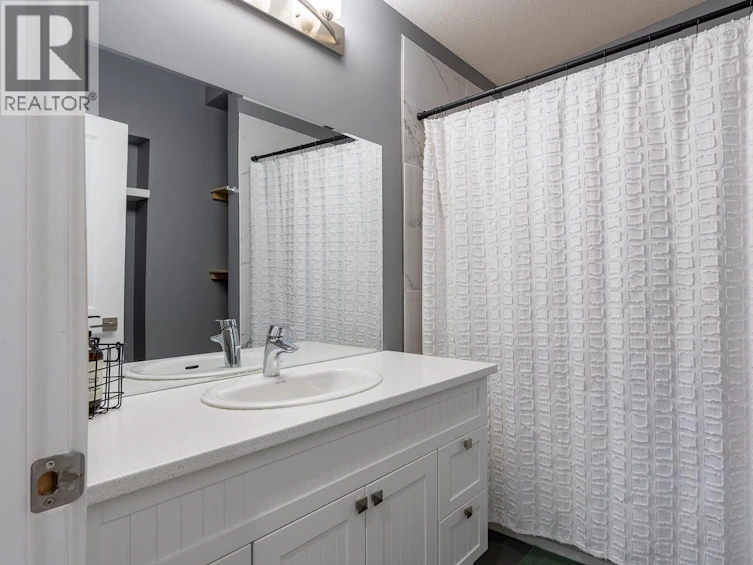 4349 Yellowhead Highway, Kamloops, BC, V2H 1N4 - 16