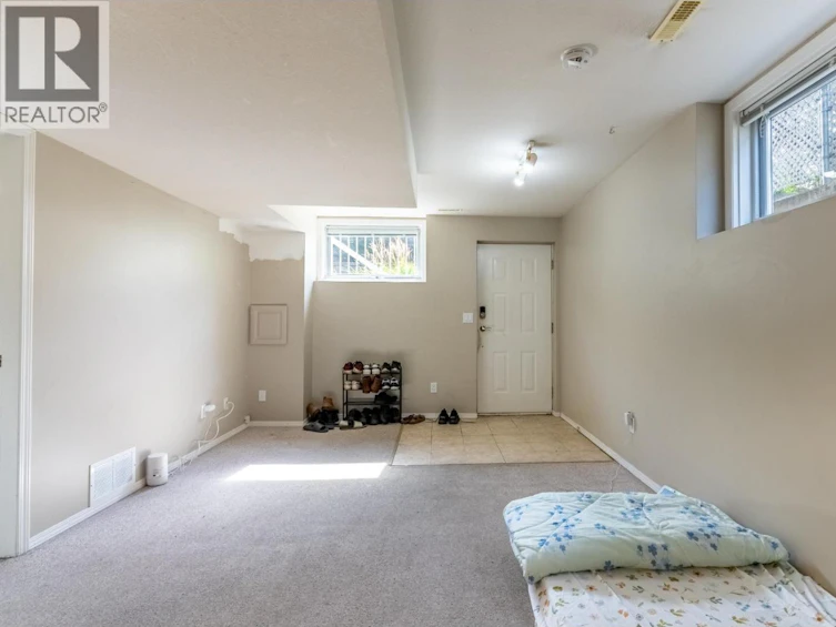 935 Dominion Street, Kamloops, BC, V2C 2Y3 - 17
