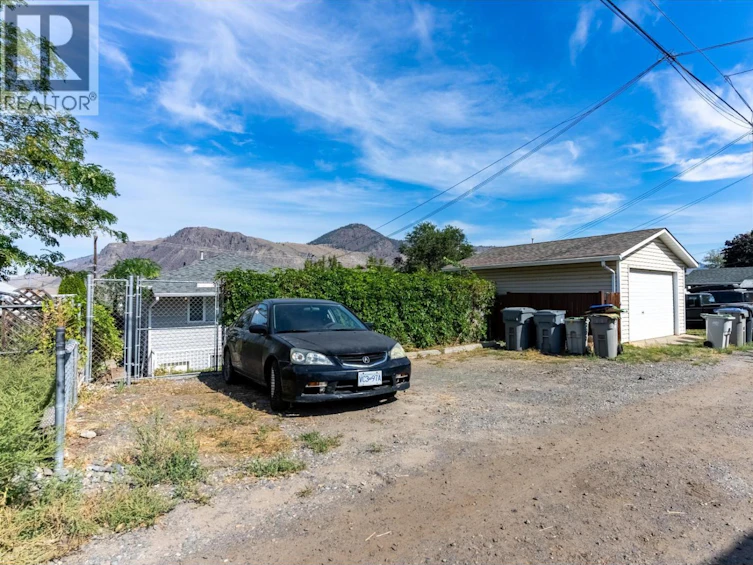 935 Dominion Street, Kamloops, BC, V2C 2Y3 - 30